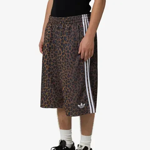 JV7566_sivasdescalzo-adidas-GRAPHIC_OS_SHO-1749814349-1 JV7566 ADIDAS GRAPHIC - immagine 1