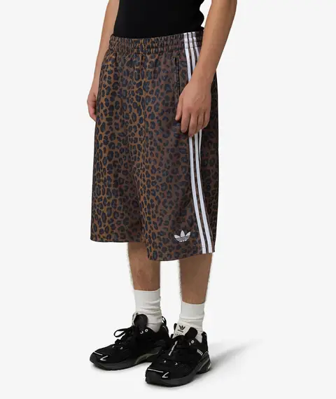 JV7566_sivasdescalzo-adidas-GRAPHIC_OS_SHO-1749814349-1 JV7566 ADIDAS GRAPHIC - immagine 1