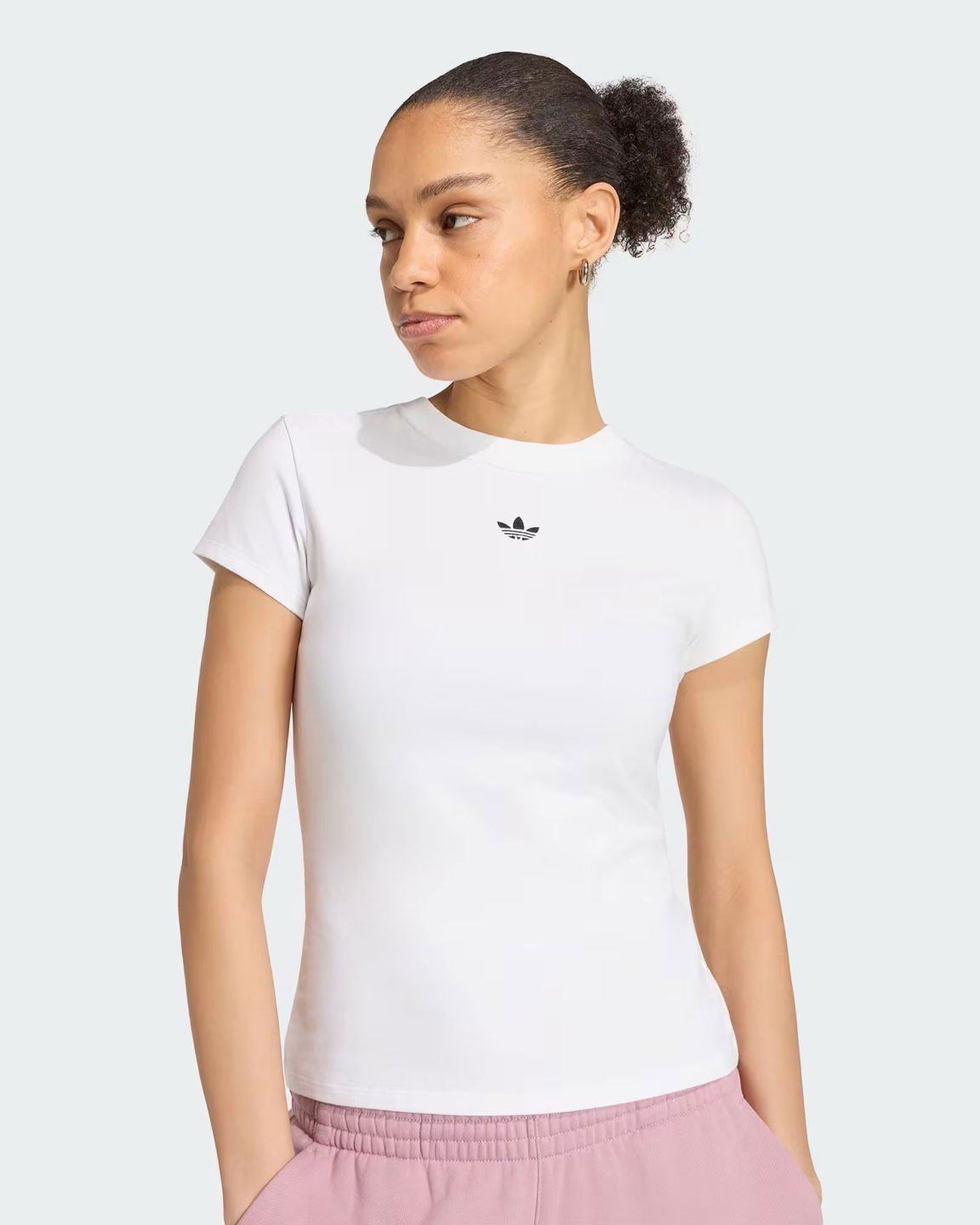0474090_adidas-t-shirt-mezza-manica-essential-tee-bianca-da-donna-kq6730-2034847_3_228805410 KQ6730 ADIDAS T-SHIRT ESS TEE - immagine 1