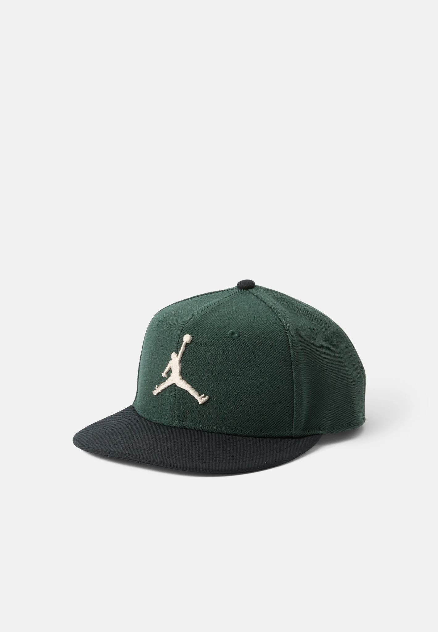 234e0f14-d62d-47af-bb64-14632fbb2b6d FV52 CAPPELLO JORDAN - immagine 1